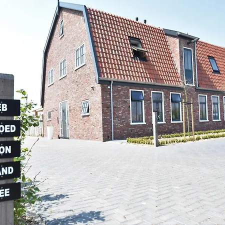 Spacious Hazenborgh In Near Callantsoog