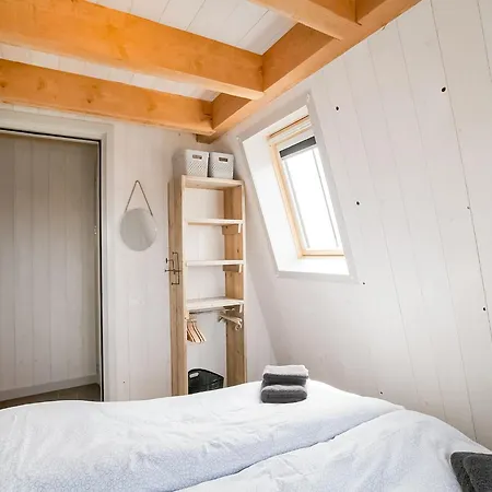 Holiday home Spacious Hazenborgh In Near Callantsoog
