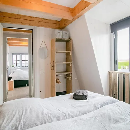 Holiday home Spacious Hazenborgh In Near Callantsoog