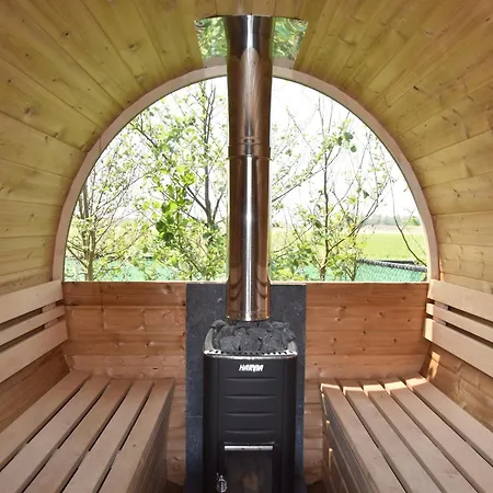 Semesterbostad Spacious Hazenborgh In Near Callantsoog