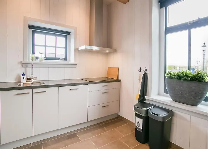 Spacious Hazenborgh In Near Callantsoog