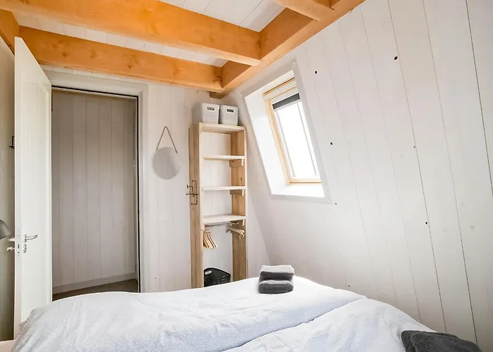 Spacious Hazenborgh In Near