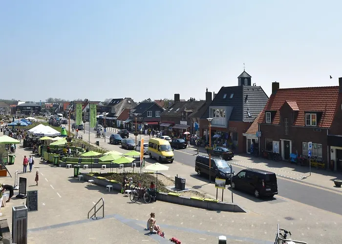 Spacious Hazenborgh In Near Feriehus *