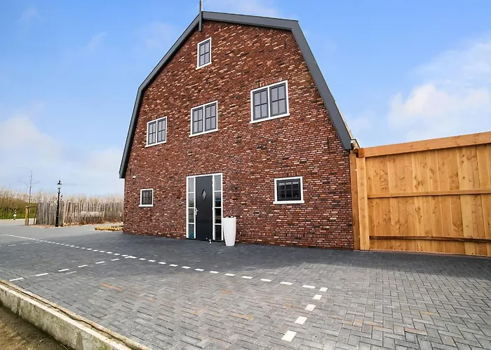 Spacious Hazenborgh In Near Callantsoog