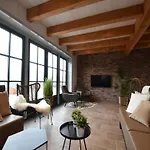 Spacious Hazenborgh In Near